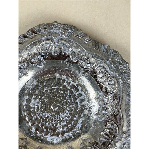 3 VTG Ornate Embossed Metal Trinket Dish 4.5” Floral Scroll Baroque Jewelry Tray - Picture 7 of 11